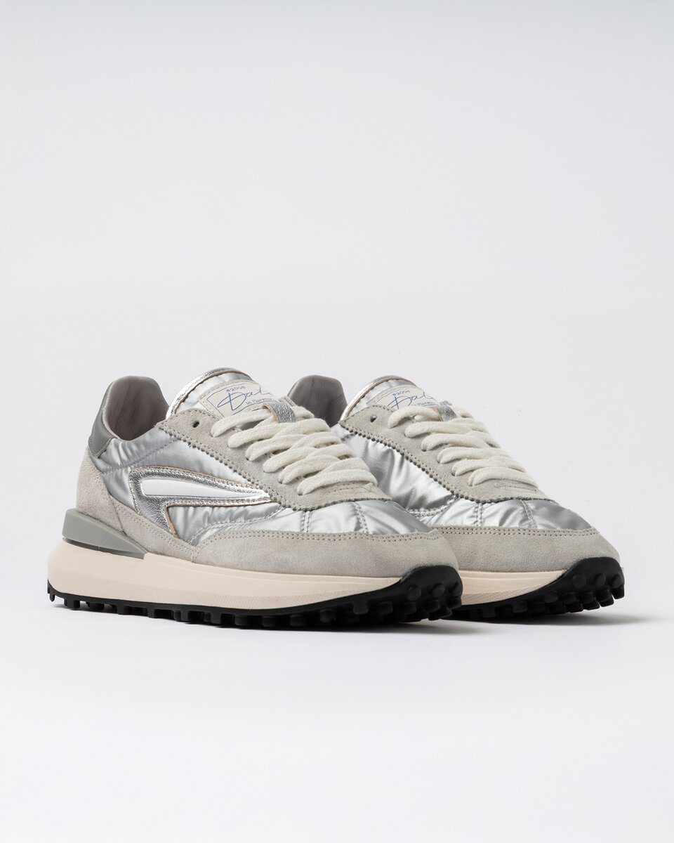 ATHLETA NYLON PLATA