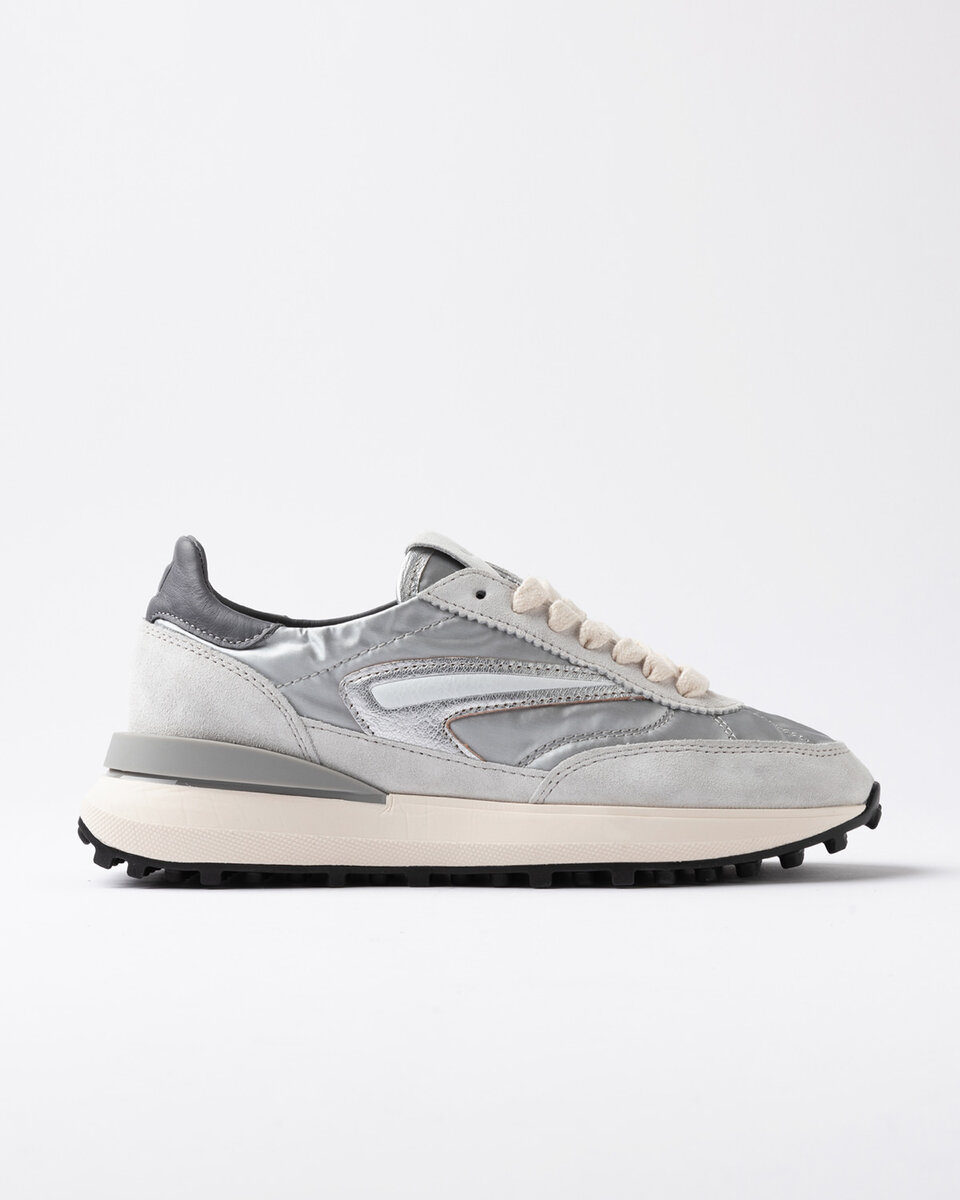 ATHLETA PLATA LAMINADA