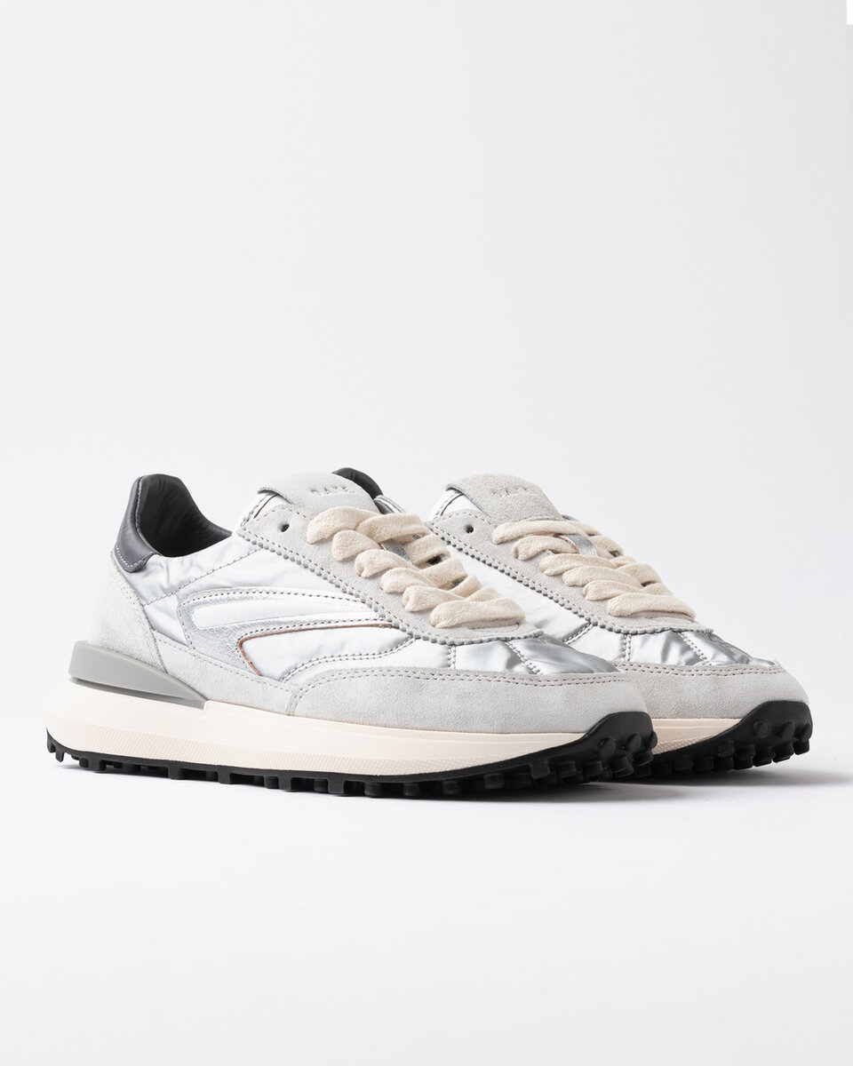 ATHLETA PLATA LAMINADA