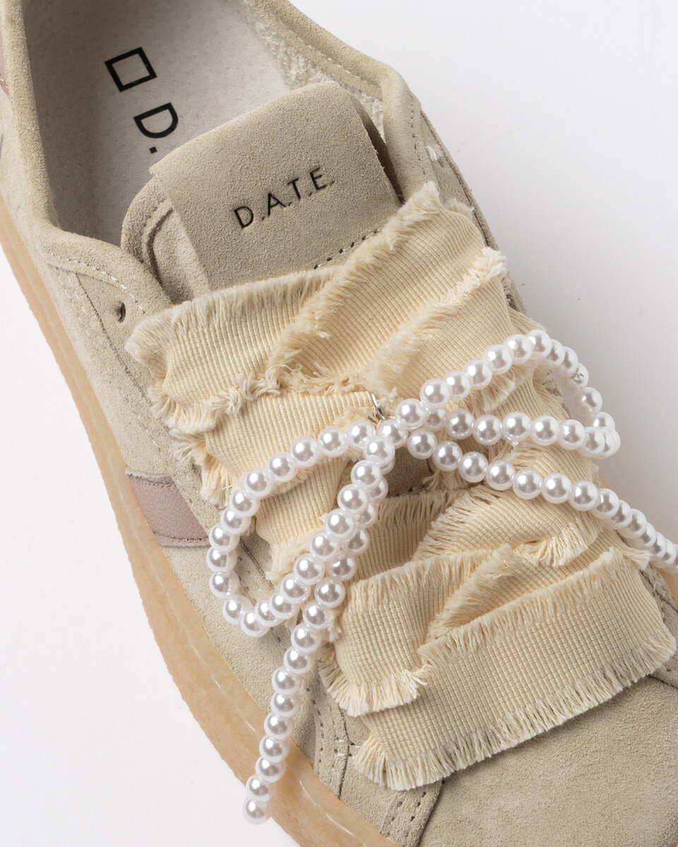 BEIGE CON Lazo Delicado