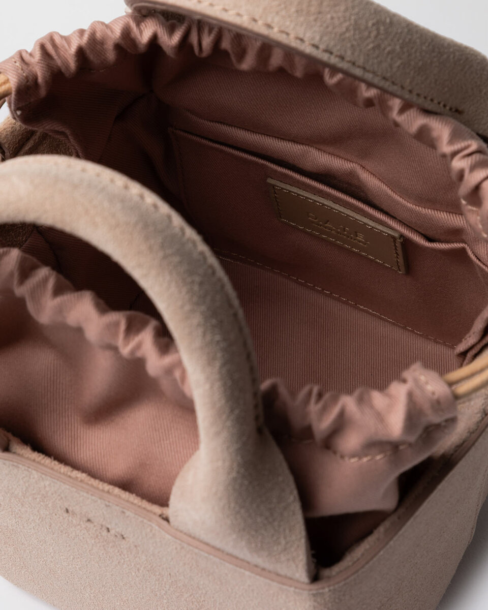 BOLSO CUBO DE GAMUZA ROSA